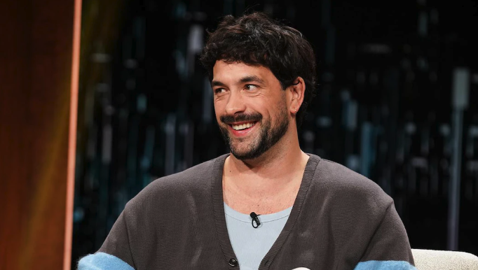 Capture decran le 2025 12 12 a 22.18.41 Émotions Fortes : Félix-Antoine Tremblay Présente Son Bébé Lou pour la Première Fois!