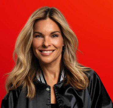 Kim Rusk publie deux photos puissantes pour les 84 ans de son père Patrick Zabé 2 Kim Rusk publie deux photos puissantes pour les 84 ans de son père Patrick Zabé Capture decran le 2025 12 13 a 02.06.17 Kim Rusk publie deux photos puissantes pour les 84 ans de son père Patrick Zabé