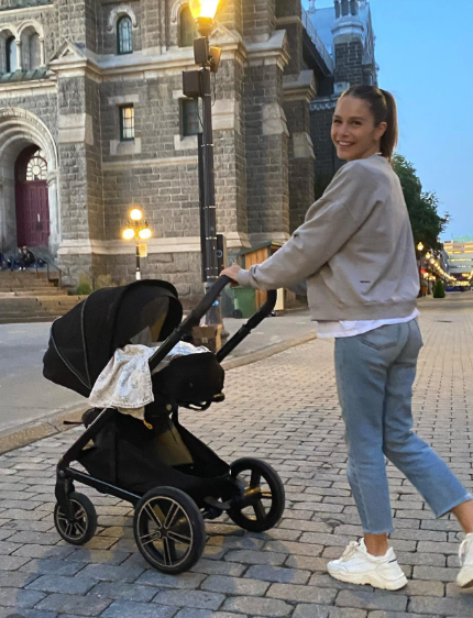 Capture decran le 2025 12 13 a 02.30.32 Jean-Philippe Perras partage 15 photos touchantes de ses magnifiques enfants et sa blonde