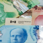 Capture decran le 2025 12 14 a 02.52.04 Attention, Canadiens ! Ces Prestations Vous Coûteront Cher en 2025... Soyez Prêts !