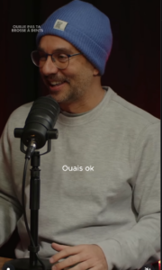 Joël Legendre surprend ses fans en révélant avoir été en couple avec deux comédiennes adorées du public québécois 2 Joël Legendre surprend ses fans en révélant avoir été en couple avec deux comédiennes adorées du public québécois Capture decran le 2025 12 15 a 01.43.46 Joël Legendre surprend ses fans en révélant avoir été en couple avec deux comédiennes adorées du public québécois