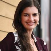 Capture decran le 2025 12 15 a 03.53.54 Le chandail de No&euml;l inattendu de Genevi&egrave;ve Guilbault fait beaucoup jaser&hellip; et pas pour les bonnes raisons