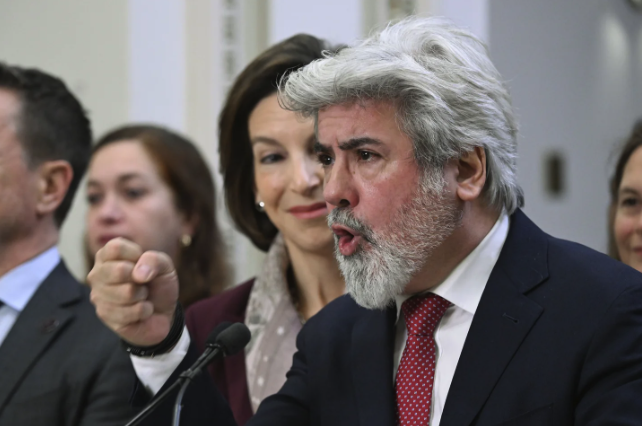 Capture decran le 2025 12 15 a 19.35.02 Pablo Rodriguez en Col&egrave;re : Sa Famille Vis&eacute;e par des Attaques Scandaleuses