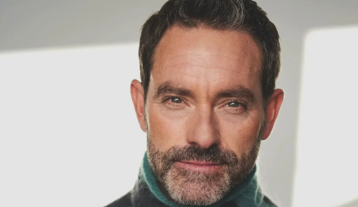 Capture decran le 2025 12 16 a 01.43.52 Guillaume Lemay-Thivierge : Son Bain de Glace R&eacute;v&egrave;le un Secret Surprenant !