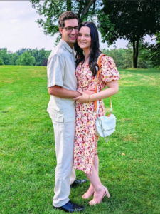 Rosalie Taillefer-Simard nous présente son grand amour aux beaux yeux : « ...a changé toute ma vie » 10 Rosalie Taillefer-Simard nous présente son grand amour aux beaux yeux : « ...a changé toute ma vie » Capture decran le 2025 12 16 a 03.39.25 Rosalie Taillefer-Simard nous présente son grand amour aux beaux yeux : « ...a changé toute ma vie »