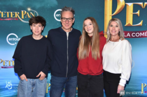 Capture decran le 2025 12 16 a 22.45.45 Pierre-Fran&ccedil;ois Legendre et son fils sur le tapis rouge : une ressemblance qui captive les foules !