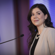 Capture decran le 2025 12 17 a 00.27.01 Catherine Fournier : De l'Espoir &agrave; l'&Eacute;motion, Comment Elle a Surpris Son Mari avec la Nouvelle de Sa Grossesse