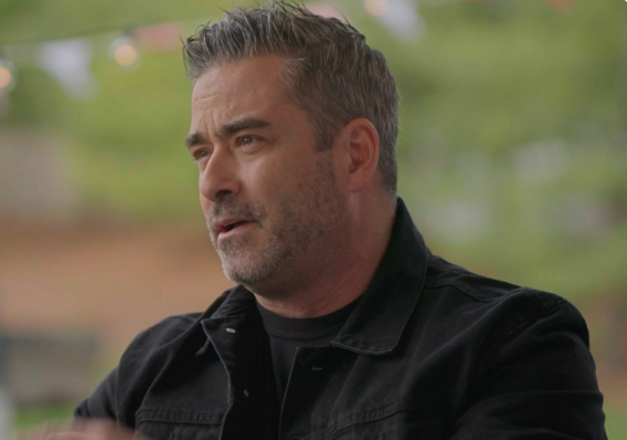 Capture decran le 2025 12 17 a 02.13.20 Beno&icirc;t Gagnon et son fils Charles : Une &Eacute;pop&eacute;e &Eacute;motive aux 24 h de Tremblant