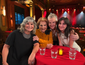 Capture decran le 2025 12 17 a 03.34.38 Janette Bertrand F&ecirc;te ses 100 Ans : Une Soir&eacute;e de R&eacute;v&eacute;lations et de Confidences &agrave; Ne Pas Manquer !