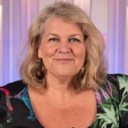 Capture decran le 2025 12 17 a 23.59.12 Guylaine Guay Face &agrave; la Temp&ecirc;te : Quand la M&eacute;decine Ignorante Attise la Haine