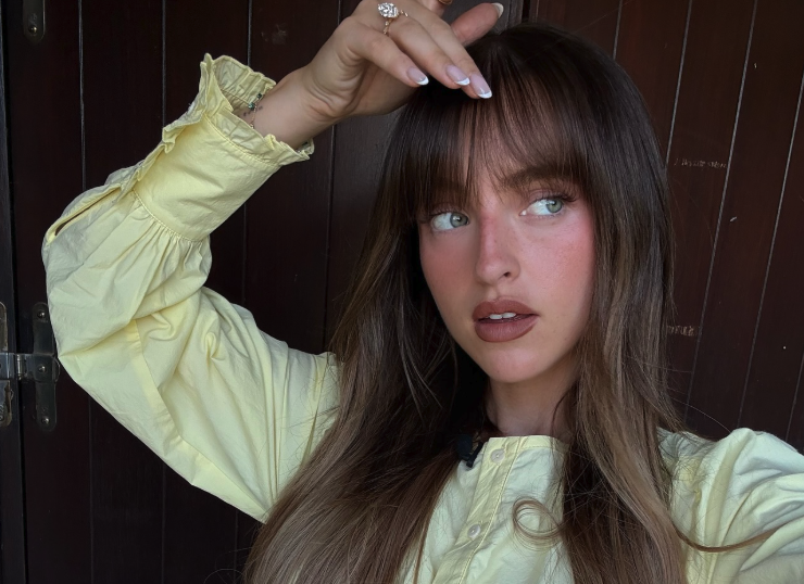 Capture decran le 2025 12 18 a 00.22.32 Alicia Moffet : Pourquoi elle ne reviendra jamais aux cheveux courts malgr&eacute; les tendances !