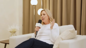 Ève-Marie Lortie révèle pourquoi elle garde son amoureux (...) loin des projecteurs 3 Ève-Marie Lortie révèle pourquoi elle garde son amoureux (...) loin des projecteurs Capture decran le 2025 12 18 a 02.36.17 Ève-Marie Lortie révèle pourquoi elle garde son amoureux (...) loin des projecteurs