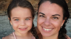 Mirianne Brûlé dévoile son Amour aux beaux yeux : première apparition en publique 2 Mirianne Brûlé dévoile son Amour aux beaux yeux : première apparition en publique Capture decran le 2025 12 18 a 03.59.16 Mirianne Brûlé dévoile son Amour aux beaux yeux : première apparition en publique