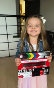 Mirianne Brûlé dévoile son Amour aux beaux yeux : première apparition en publique 4 Mirianne Brûlé dévoile son Amour aux beaux yeux : première apparition en publique Capture decran le 2025 12 18 a 04.00.20 Mirianne Brûlé dévoile son Amour aux beaux yeux : première apparition en publique