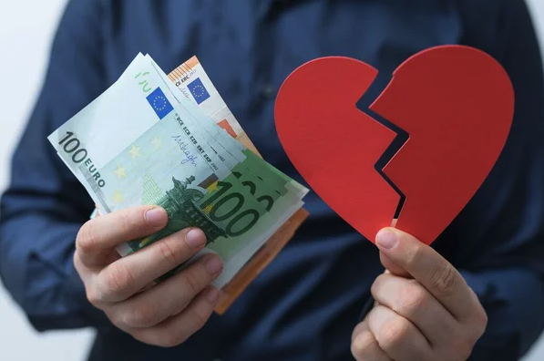 Si quelqu'un qui vous a brisé le cœur revenait vers vous dans le besoin, lui donneriez-vous de l'amour ou une facture ? 1 Si quelqu'un qui vous a brisé le cœur revenait vers vous dans le besoin, lui donneriez-vous de l'amour ou une facture ? Capture decran le 2025 12 18 a 13.38.58 Si quelqu'un qui vous a brisé le cœur revenait vers vous dans le besoin, lui donneriez-vous de l'amour ou une facture ?