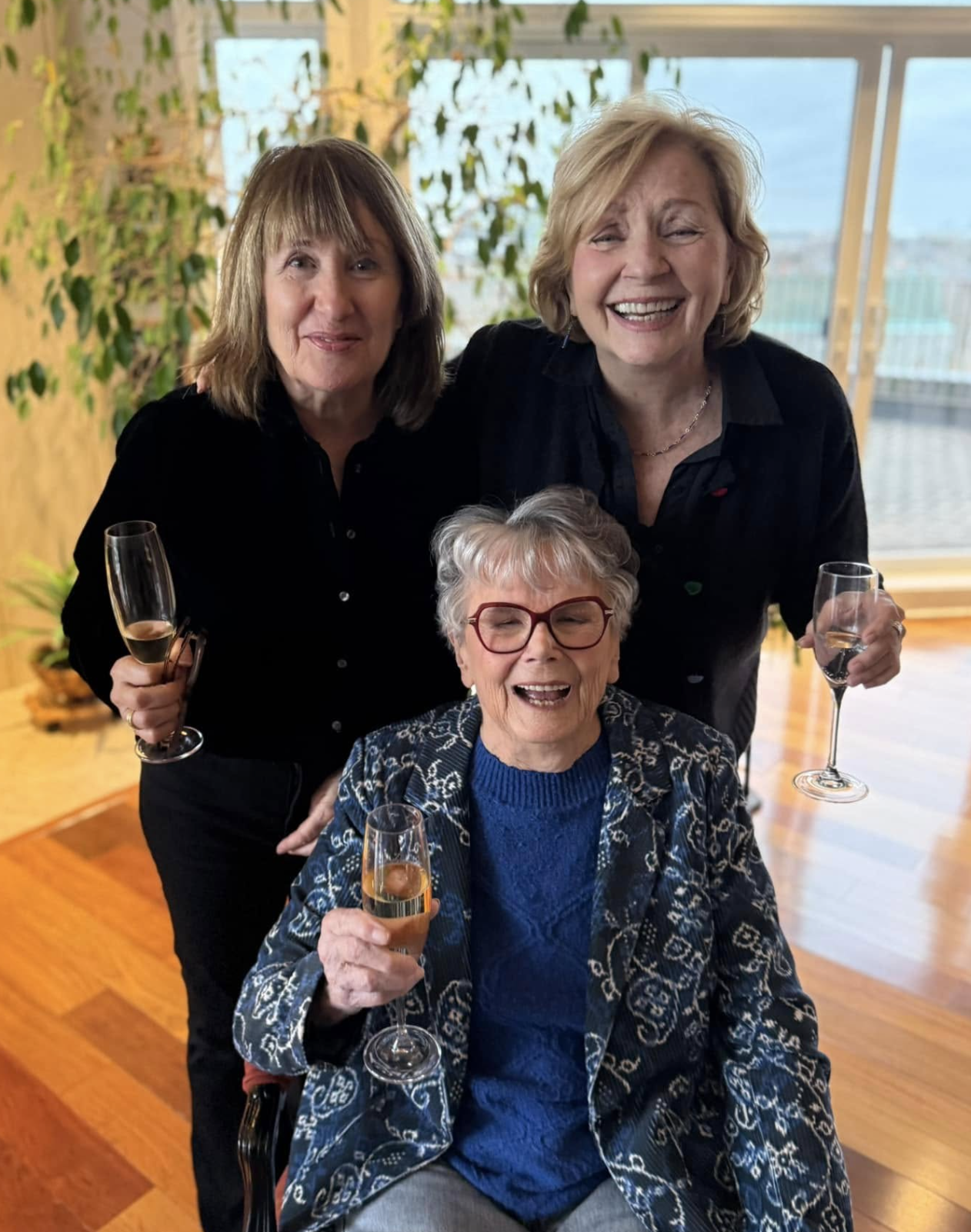 Capture decran le 2025 12 21 a 15.24.08 Fun&eacute;railles de B&eacute;atrice Picard : un dernier salut ouvert &agrave; tous