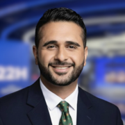 Capture decran le 2025 12 22 a 17.30.08 Hadi Hassin d&eacute;voile une rare photo de couple et fait r&eacute;agir les internautes