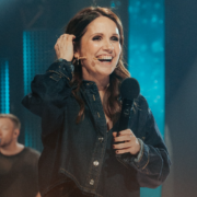 Capture decran le 2025 12 23 a 11.10.44 France Beaudoin pr&eacute;sente une grande surprise concernant En direct de l&rsquo;univers