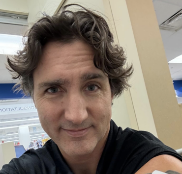 Capture decran le 2025 12 26 a 12.53.30 Justin Trudeau d&eacute;voile une rare photo de famille &agrave; l&rsquo;occasion des F&ecirc;tes