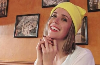 Capture decran 20 12 2025 03119 www.bing .com Sabrina Cournoyer : Son Nouveau Look de Cheveux Va Vous &Eacute;blouir pour les F&ecirc;tes!