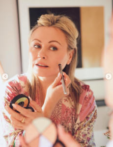 Capture le 2025 12 20 a 22.15.11 Mitsou publie de rares photos avec sa maman : leur complicit&eacute; touche les fans