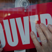 Capture le 2025 12 22 a 01.59.39 Mile End Accueille un Nouveau Restaurant : (...)Transforme une Adresse Historique en Sensation