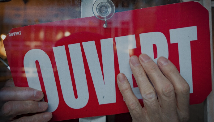 Capture le 2025 12 22 a 01.59.39 Mile End Accueille un Nouveau Restaurant : (...)Transforme une Adresse Historique en Sensation