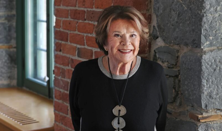 Capture le 2025 12 22 a 04.11.51 Janette Bertrand Brise le Silence : Une Image Qui Apaise Les C&oelig;urs Inquiets 02 (photos)