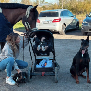 Capture le 2025 12 22 a 17.12.59 Les Tendres Moments d'Alexandra De Simon avec son(...) : Un Amour Captur&eacute; en Images