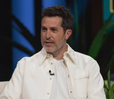 Capture le 2025 12 23 a 02.21.28 Jean-Philippe Dion r&eacute;chauffe les c&oelig;urs : D&eacute;couvrez "Sucr&eacute; Givr&eacute;", l'&eacute;mission qui va illuminer votre hiver !