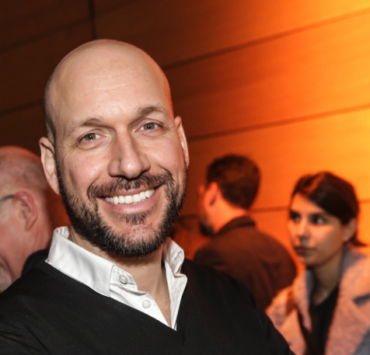 Capture le 2025 12 24 a 11.31.40 Martin Matte partage une rare photo avec son amoureuse Laurence Leboeuf en ...