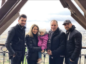 Capture le 2025 12 26 à 01.50.58 R&eacute;v&eacute;lation choc : Antoine d&rsquo;OD Tentations est le fils d&rsquo;une grande vedette qu&eacute;b&eacute;coise&hellip; et ce n&rsquo;est pas n&rsquo;importe qui!