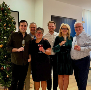 Capture le 2025 12 27 a 05.12.56 Simon Philibert d&eacute;voile sa vie secr&egrave;te : d&eacute;couvrez son No&euml;l inoubliable !