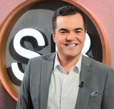 Capture le 2025 12 27 a 05.14.01 Simon Philibert d&eacute;voile sa vie secr&egrave;te : d&eacute;couvrez son No&euml;l inoubliable !