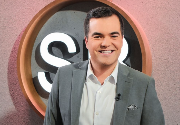 Capture le 2025 12 27 a 05.14.01 Simon Philibert d&eacute;voile sa vie secr&egrave;te : d&eacute;couvrez son No&euml;l inoubliable !