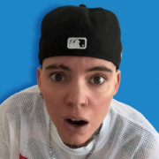 Capture le 2025 12 28 a 01.51.20 Quand Roxane Bruneau re&ccedil;oit un cadeau qui donne des frissons...