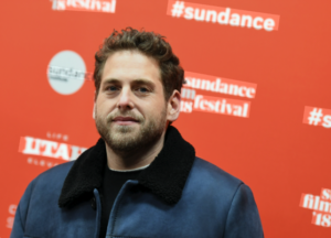 Cette vedette très connue est méconnaissable avec son nouveau look — et le résultat est impressionnant ! 2 Cette vedette très connue est méconnaissable avec son nouveau look — et le résultat est impressionnant ! Capture le 2025 12 28 a 03.13.08 Cette vedette très connue est méconnaissable avec son nouveau look — et le résultat est impressionnant !