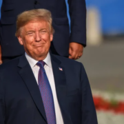 Capture le 2025 12 29 a 02.47.43 Une figure politique tr&egrave;s connue annonce une grossesse surprise dans les coulisses de la Maison-Blanche