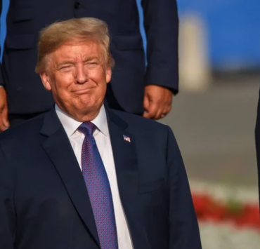 Capture le 2025 12 29 a 02.47.43 Une figure politique tr&egrave;s connue annonce une grossesse surprise dans les coulisses de la Maison-Blanche