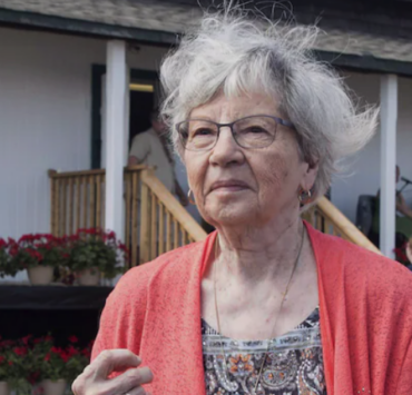 Capture le 2025 12 29 a 05.17.47 Une page d&rsquo;histoire se tourne : la derni&egrave;re des c&eacute;l&egrave;bres quintupl&eacute;es Dionne tire sa r&eacute;v&eacute;rence &agrave; 91