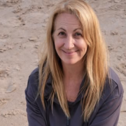 Capture le 2025 12 30 a 05.27.02 M&eacute;lanie Maynard en pleurs : le message radio de son fils qui a &eacute;mu le public