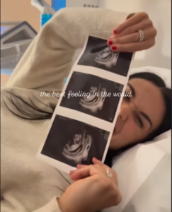 Capture le 2025 12 31 a 03.58.58 Ces deux vedettes d'OD Chypre c&eacute;l&egrave;brent une date bien sp&eacute;ciale remplie d&rsquo;&eacute;motion