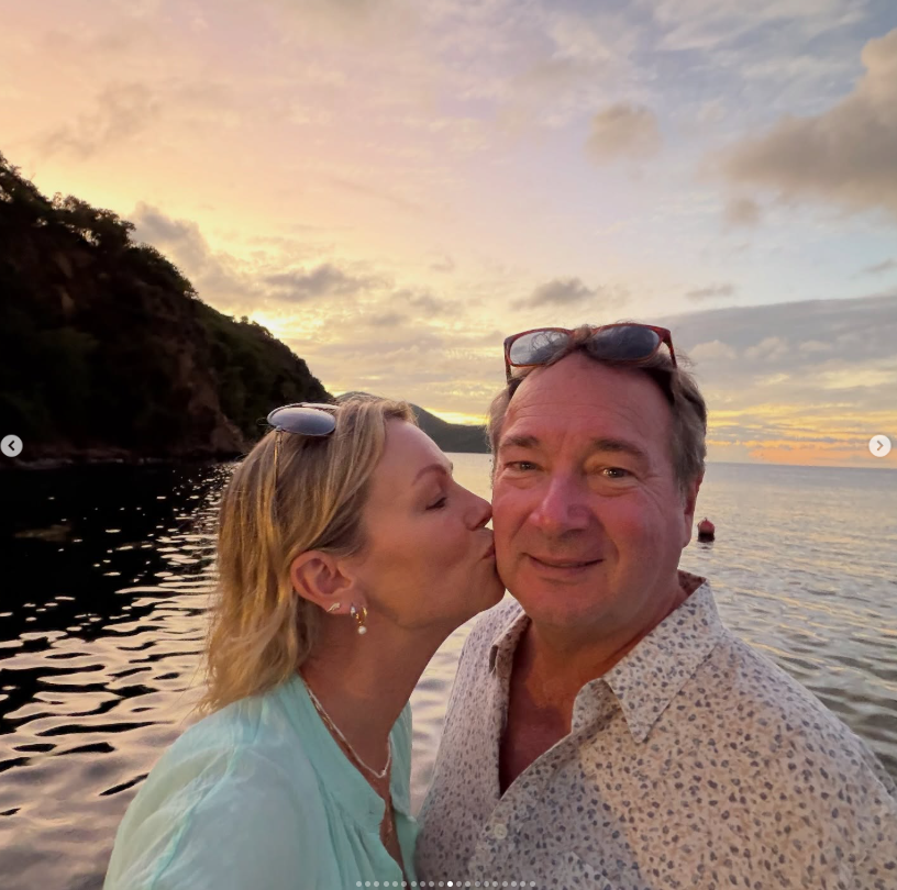 Capture decran 2026 01 07 100844 Caroline N&eacute;ron partage des photos en maillot de bain qui font r&ecirc;ver !