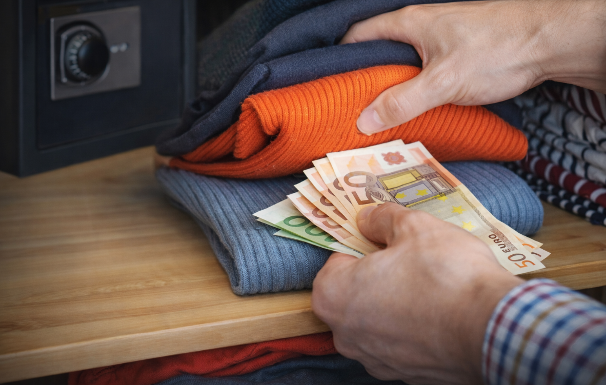 Capture decran 2026 01 08 002509 &laquo; Peu de gens le savent &raquo; : voici la somme maximale d&rsquo;argent liquide que vous pouvez l&eacute;galement garder chez vous