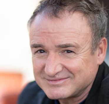 Capture decran 2026 01 09 151345 Une photo de Bruno Blanchet devient virale&hellip; et la ressemblance saute aux yeux