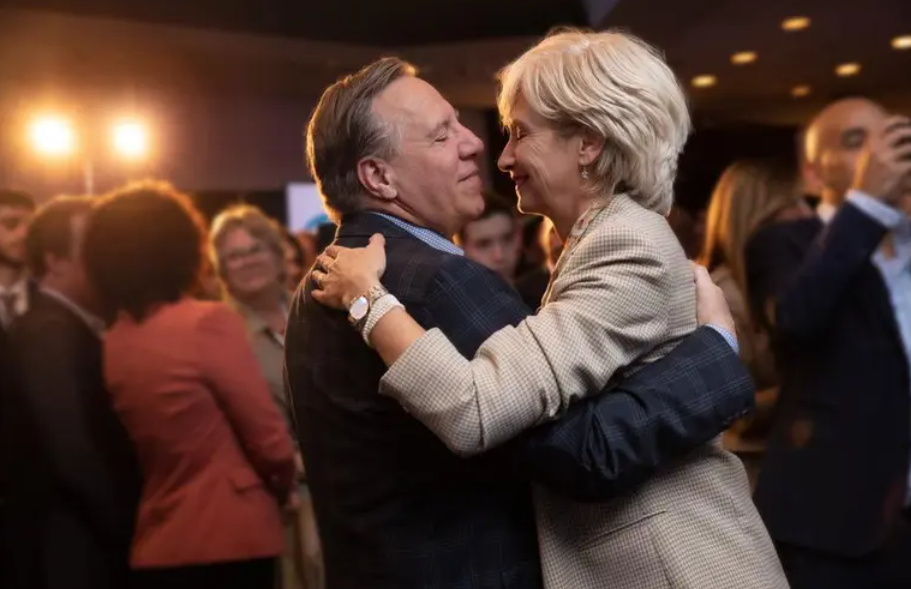 Capture decran 2026 01 15 191532 Avant, pendant et apr&egrave;s le pouvoir : les plus belles images du couple Legault-Brais
