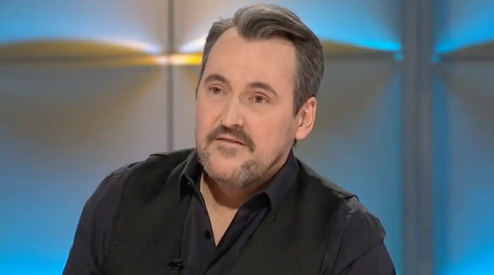 Guy A. Lepage assume ses propos et relance le débat sur le rôle d’un animateur 1 Guy A. Lepage assume ses propos et relance le débat sur le rôle d’un animateur Capture decran 2026 01 23 151259 Guy A. Lepage assume ses propos et relance le débat sur le rôle d’un animateur