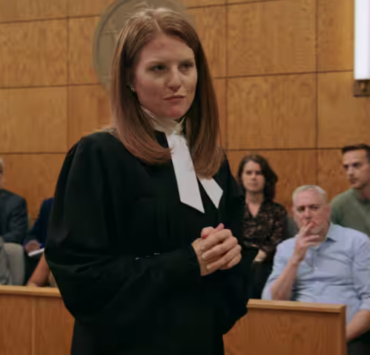 Capture decran 2026 01 24 154044 Julie Tr&eacute;panier d&eacute;voile ce qui attend Kim Nolin dans Ind&eacute;fendable&hellip; et les fans vont r&eacute;agir