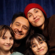 Capture decran 2026 01 27 114659 S&eacute;bastien Diaz partage de rares photos avec Bianca Gervais et leurs deux filles&hellip; et les internautes fondent