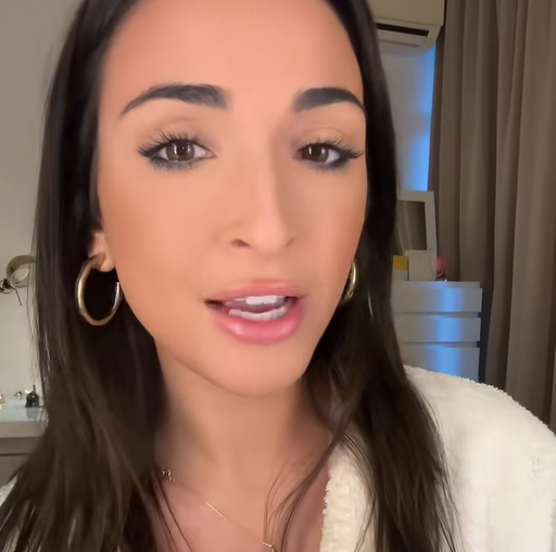 Capture decran 2026 01 29 115540 Humili&eacute;e par son copain devant ses amis, elle lui donne une le&ccedil;on qui enflamme les r&eacute;seaux sociaux